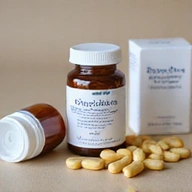 LuxTon Premium Focus Formula - Pills inside bottle